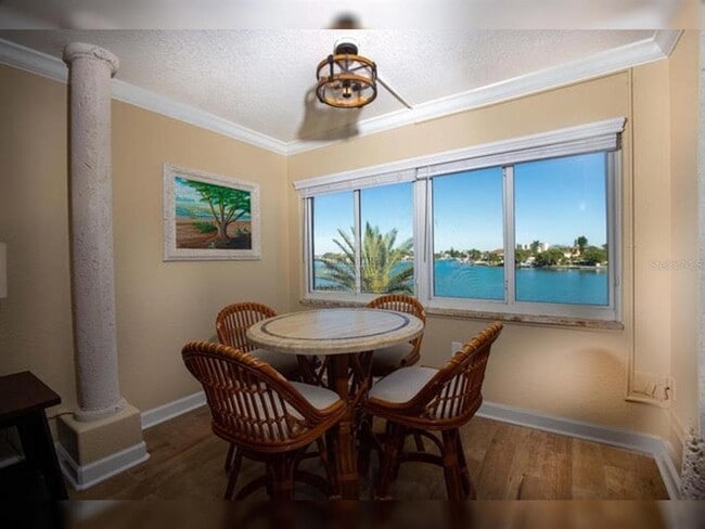 Foto del edificio - 10265 Gulf Blvd