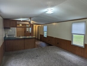 Building Photo - 19 Ransdell Ln