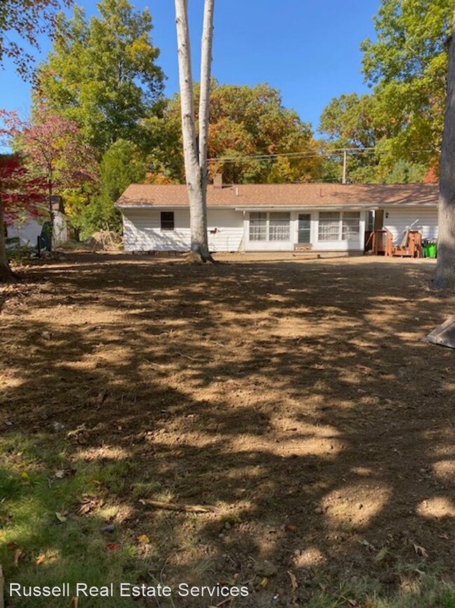 Foto del edificio - 4 br, 2 bath House - 4129 Stow Rd