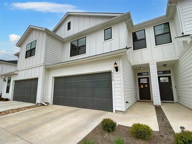 Building Photo - 465 Fieldwood Dr
