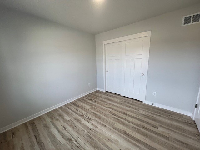 Building Photo - W219N16231 Primrose Ct