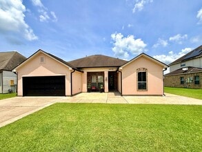 Building Photo - 39122 Bayou View Ave