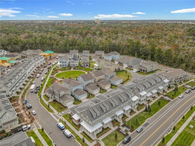 Foto del edificio - 2414 Celebration Blvd