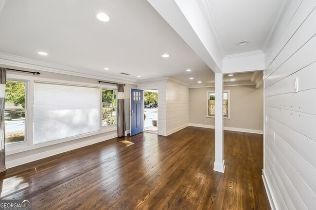 Foto del edificio - 2775 Glenvalley Dr