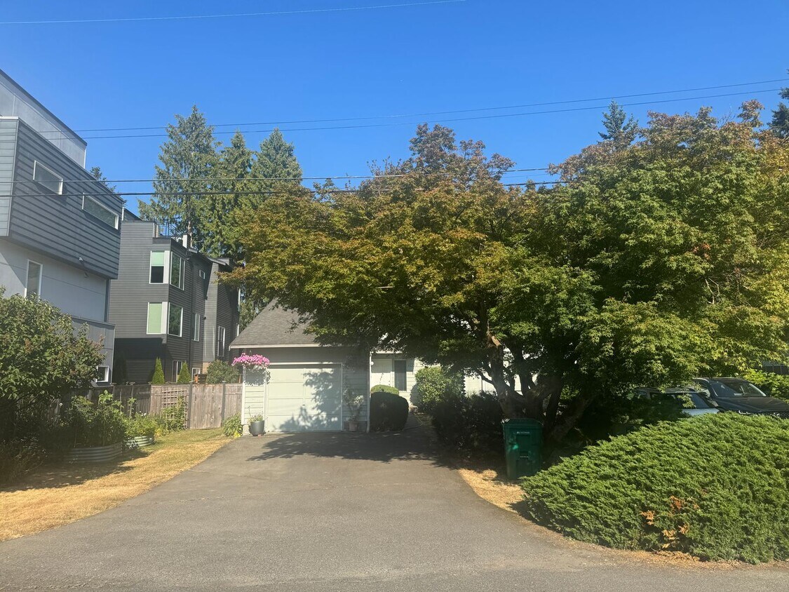 Foto principal - 3bd/1.75ba Seattle Home