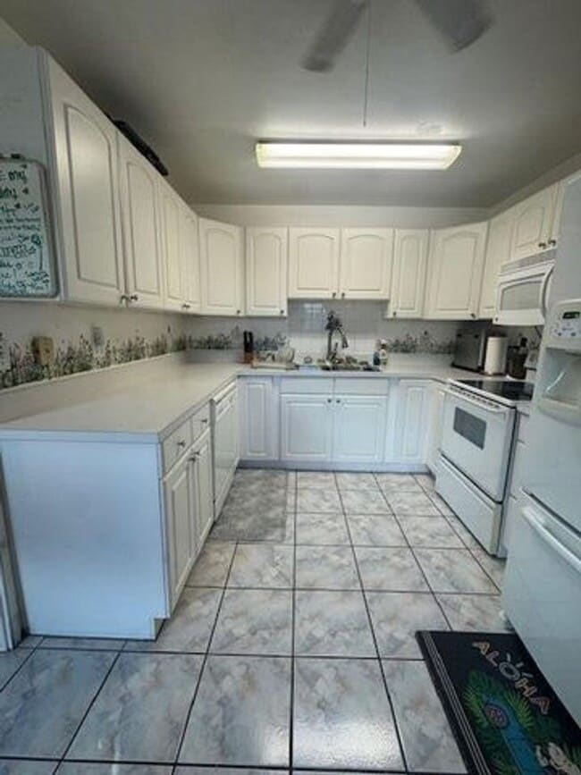 Photo - 1322 N M St House