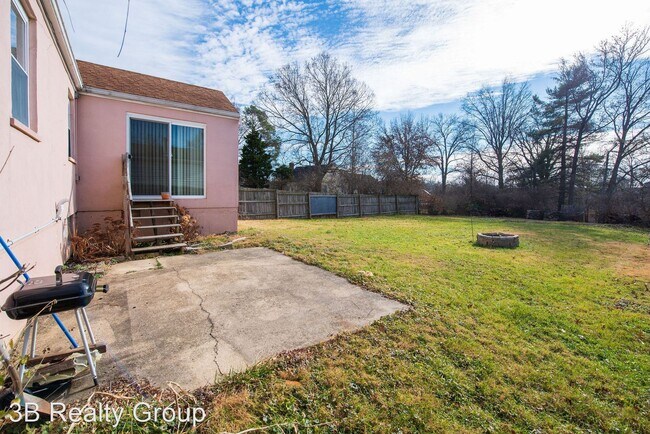 Building Photo - 3 br, 2 bath House - 2979 SHELDON AVE.
