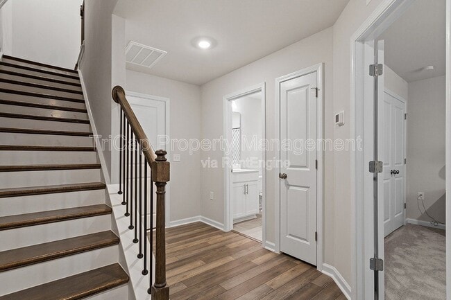 Foto del edificio - 1721 Chirping Trl