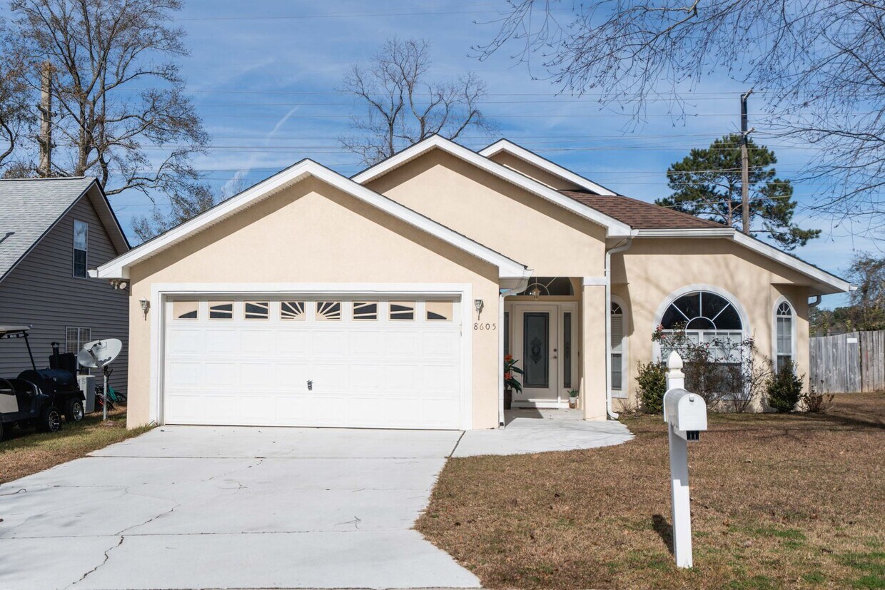 3 bedroom / 2 bath in prime Deerfield Plan... House Rental in