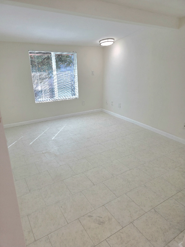 Foto del edificio - 1420 Coolidge Ave