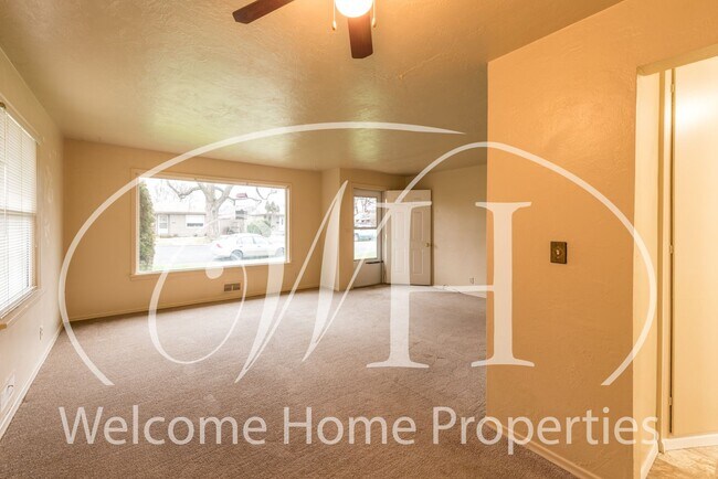 Building Photo - Great 2 Bedroom Home in Residential Walla Walla