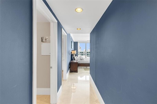 Foto del edificio - 3101 S Ocean Dr
