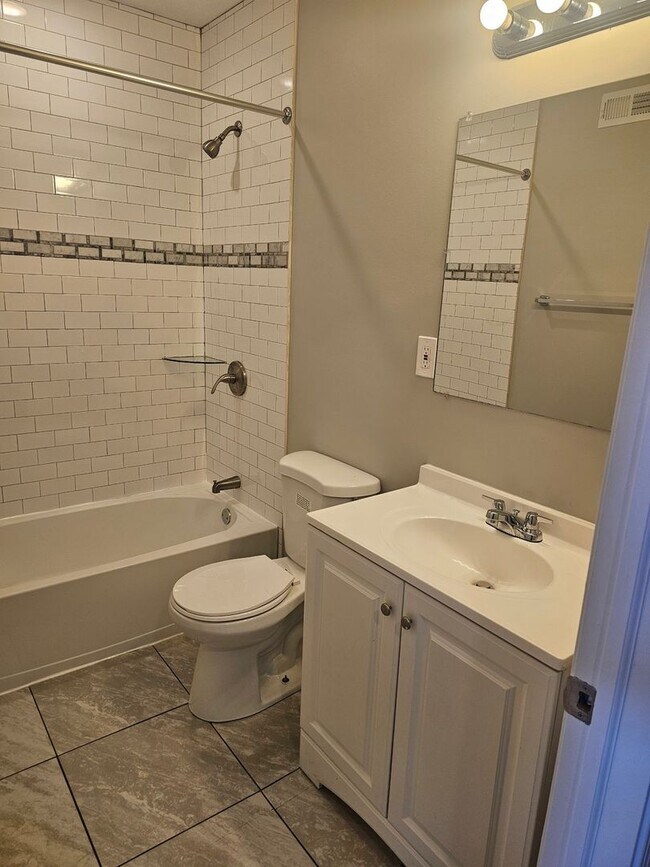 Foto del edificio - Remodeled Home - West Philadelphia