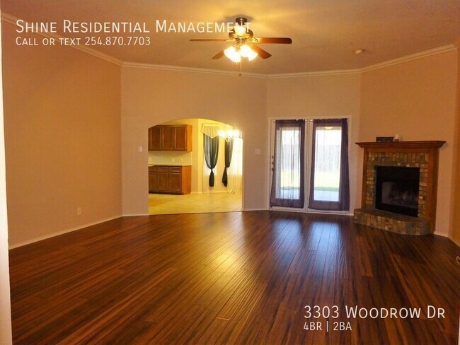 Building Photo - 3303 Woodrow Dr