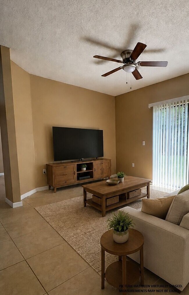 Building Photo - 850 Glastonbury Dr