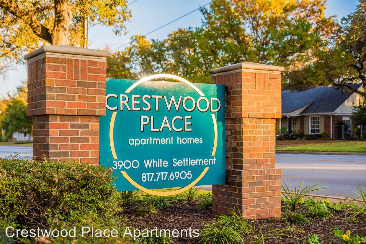 Foto principal - 3900 White Settlement Rd