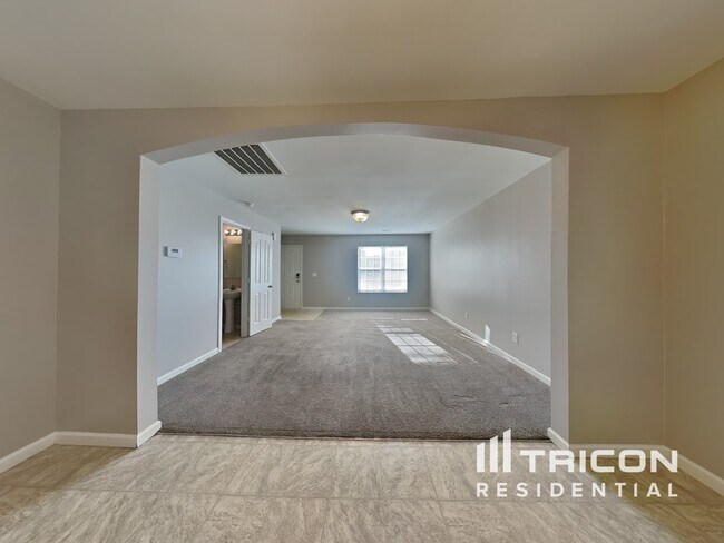 Building Photo - 912 Cassidy Dr