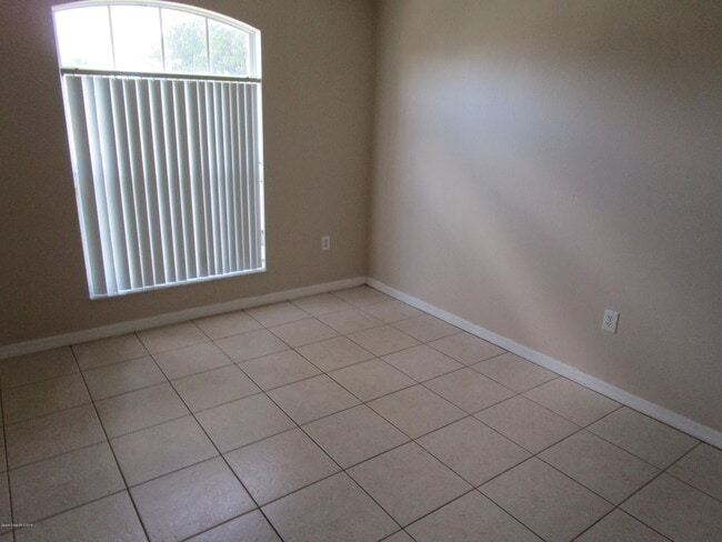 Building Photo - 995 Black Coral Ave NW