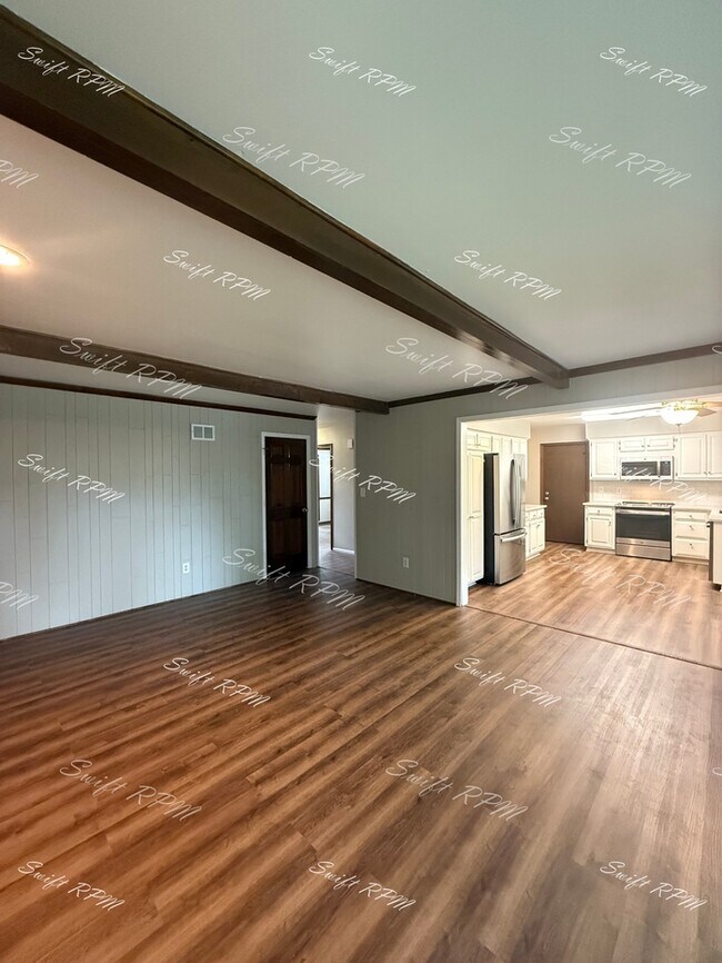 Foto del edificio - 11642 Grant Dr