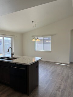 Building Photo - 170 Short Pne Dr