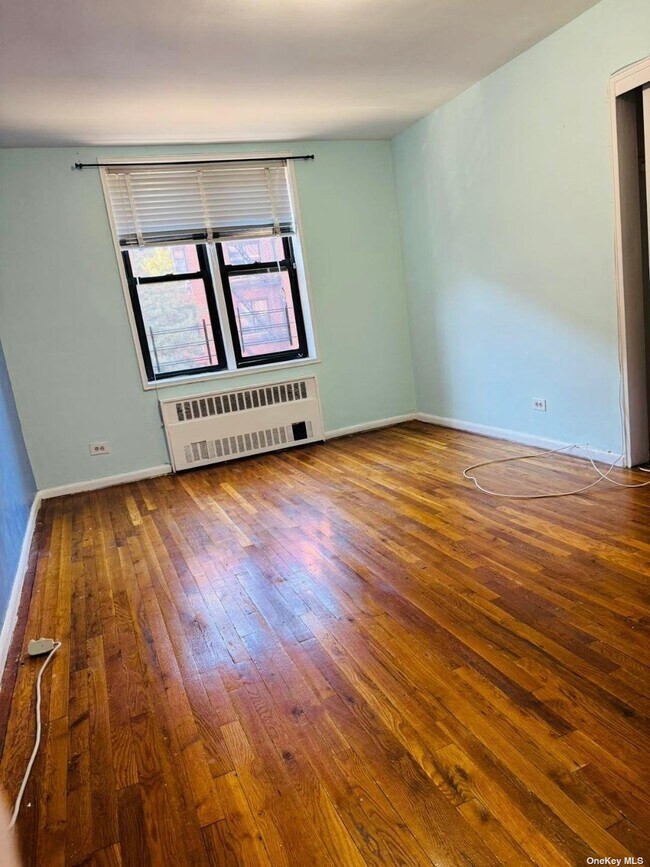 8330 Vietor Ave Unit 416, Queens, NY 11373 Room for Rent in Queens