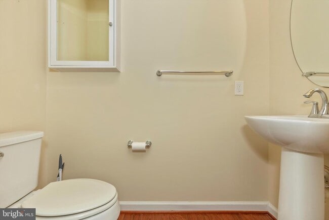 Building Photo - 6226 Newport Pl