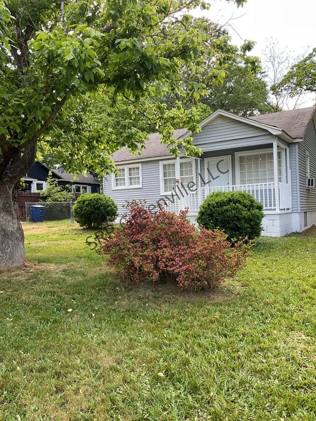 Primary Photo - Newly Renovated 2 Bed 1 Bath Single Family...