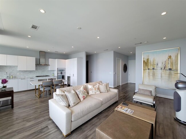 Foto del edificio - 4521 San Felipe St