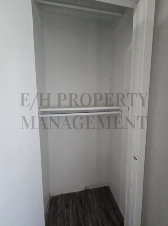 Foto del edificio - 6110 N Forestor Dr