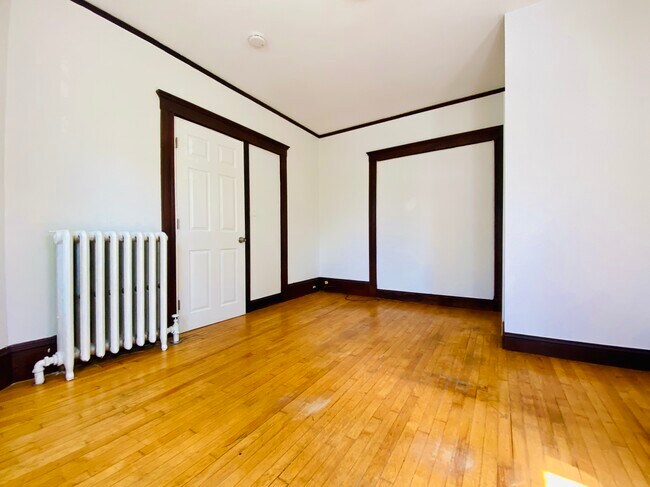 Building Photo - 39 Michigan Ave