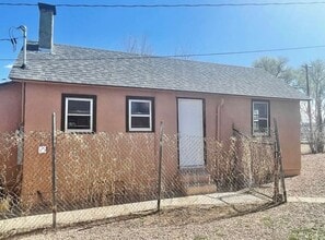 Building Photo - 207 Spring St