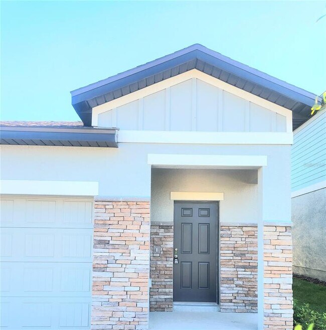 Building Photo - 8731 Sportsman Lp