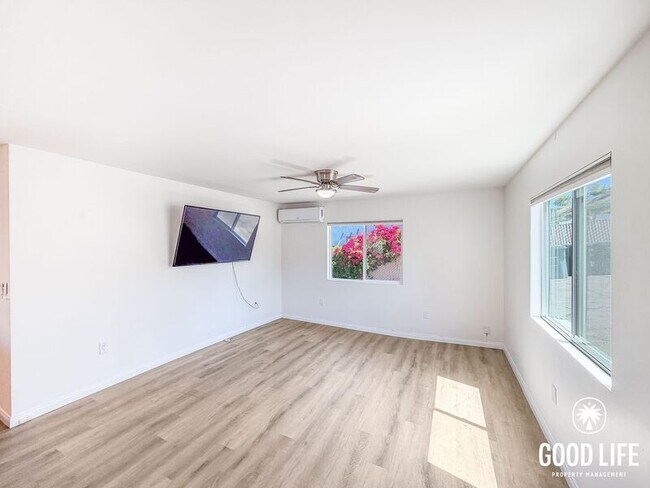 Foto del edificio - 8422 Pueblo Rd