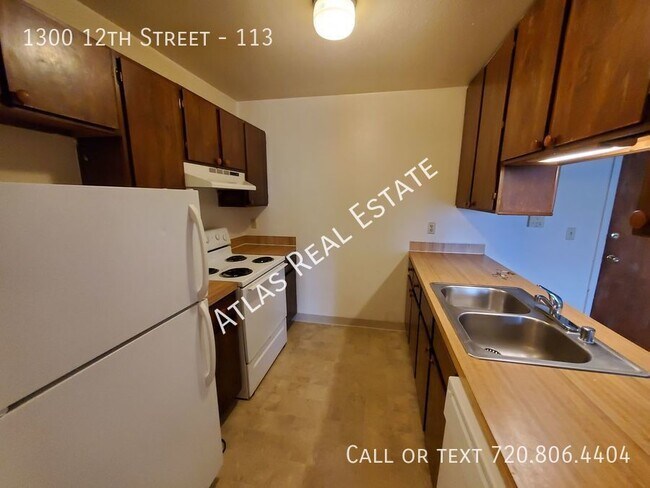 Building Photo - Quiet Ground Floor 1 Bed/1Bath Apartment w...