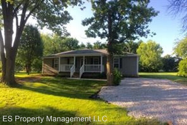 Building Photo - 3 br, 2 bath House - 9801 E Southport Rd.