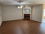 Foto principal - Charming 2-Story Home with 3 Bedrooms, Gam...