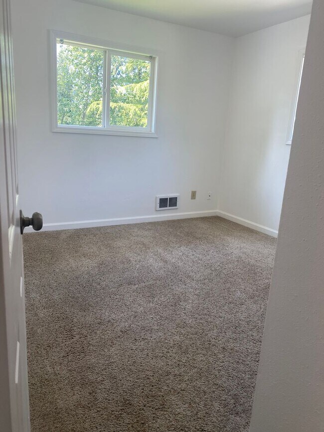 Foto del edificio - 6404 W Beech St