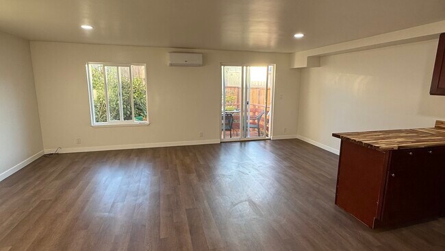 Foto del edificio - 1237 8th Ave