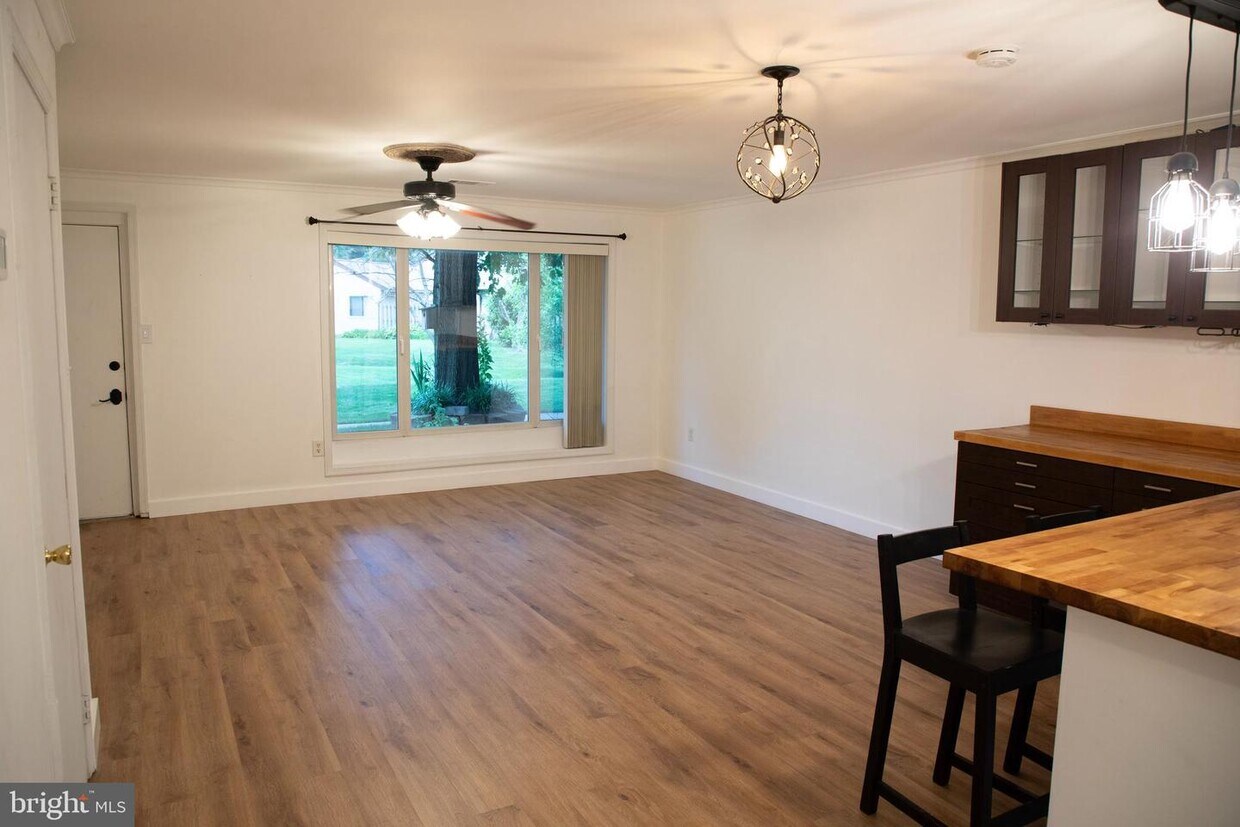 1643 Fendall Ct Unit 60, Crofton, MD 21114 Room for Rent in Crofton