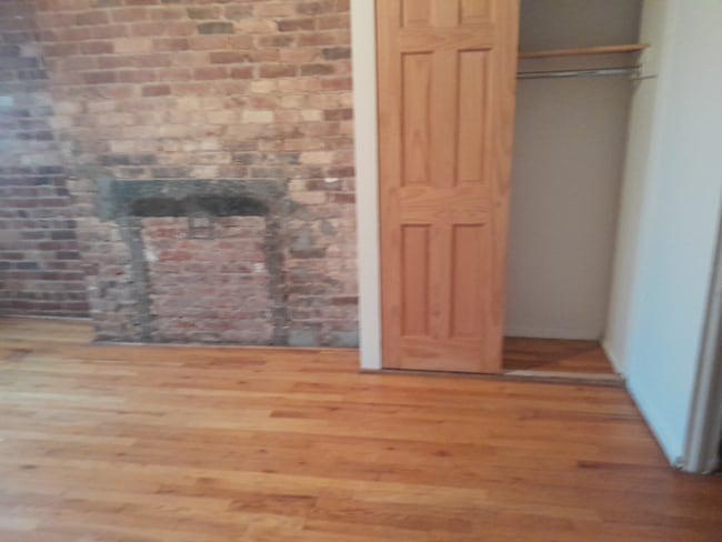 Building Photo - 2127 3rd Ave