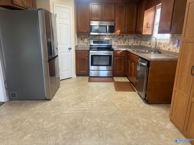 Foto del edificio - 108 Ann Bradley Dr