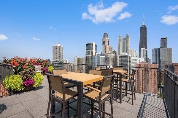 Foto del edificio - 100 W Chestnut St