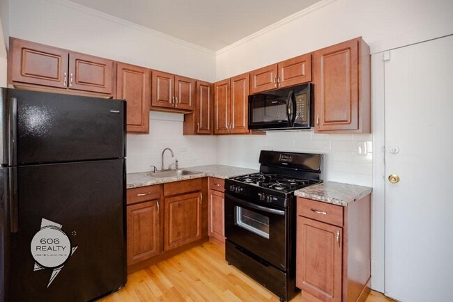 Foto del edificio - Rehabbed Units in Cicero!