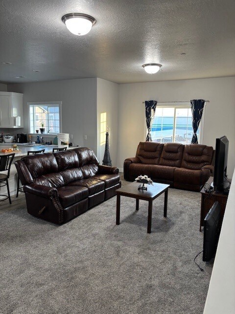 Foto del edificio - 180 W 1575 N