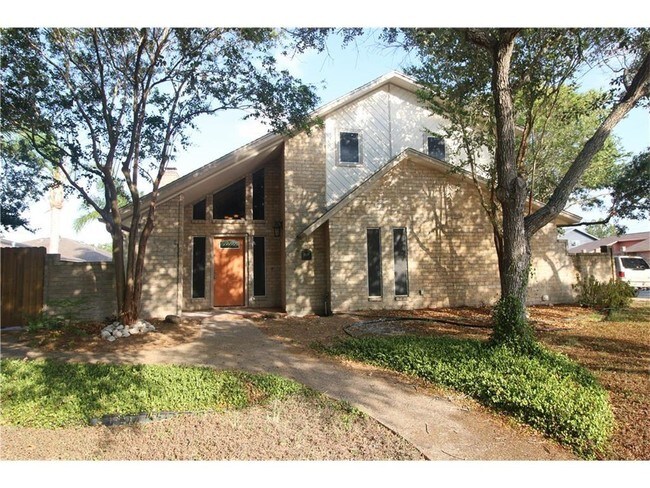 Building Photo - 2450 Scotch Moss Dr