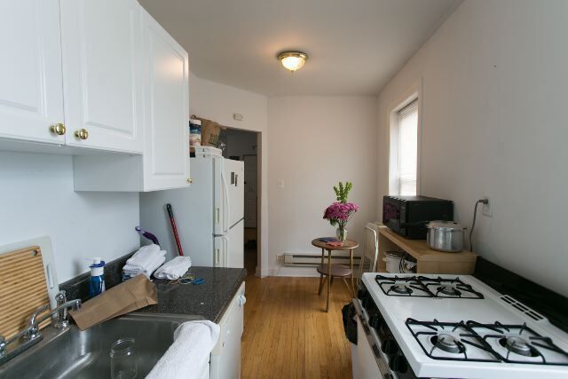 Foto del edificio - 837 W Cornelia Ave