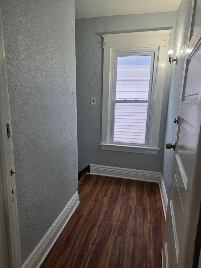 Building Photo - 563 Humboldt Pkwy