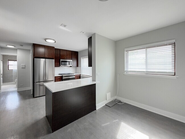 Building Photo - 551 Sheridan Square
