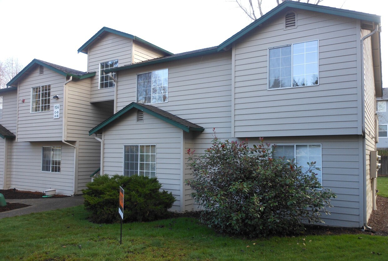 Foto principal - 1104 Creekwood Ct SE