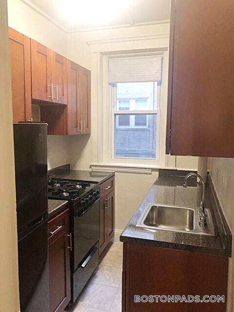 Building Photo - 1175 Boylston St